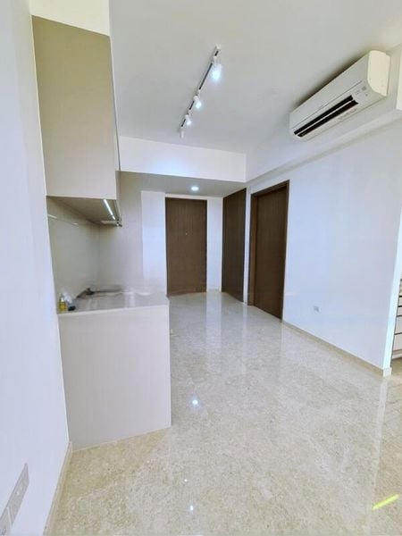 SEASIDE RESIDENCES 4