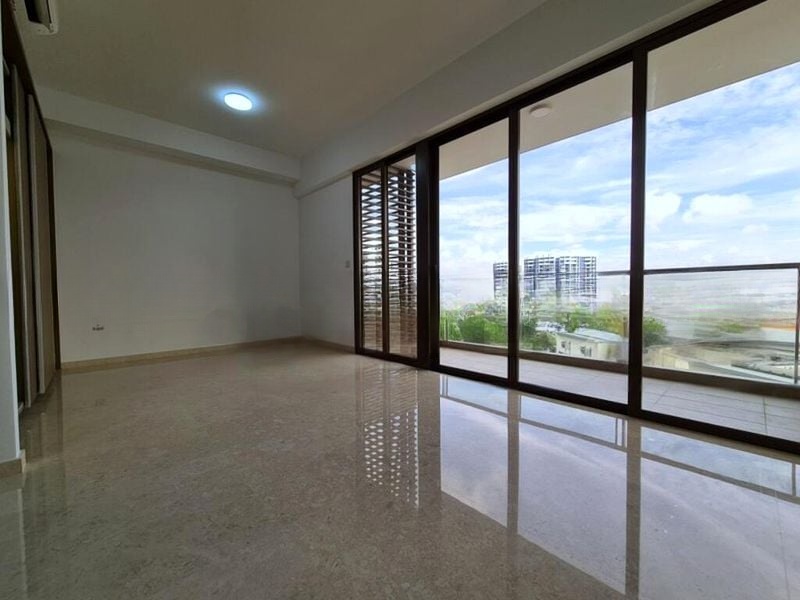 SEASIDE RESIDENCES 7