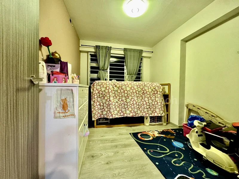 BT BATOK WEST AVE 8 8