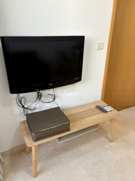 COMMONWEALTH TOWERS 8