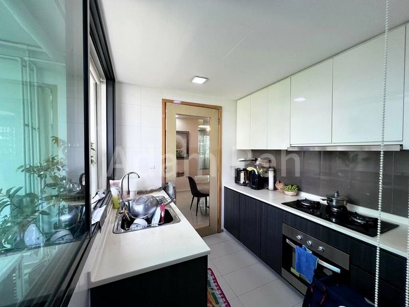 ESPARINA RESIDENCES 9