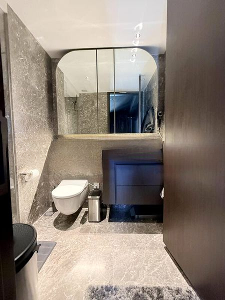 AVENUE SOUTH RESIDENCE 12