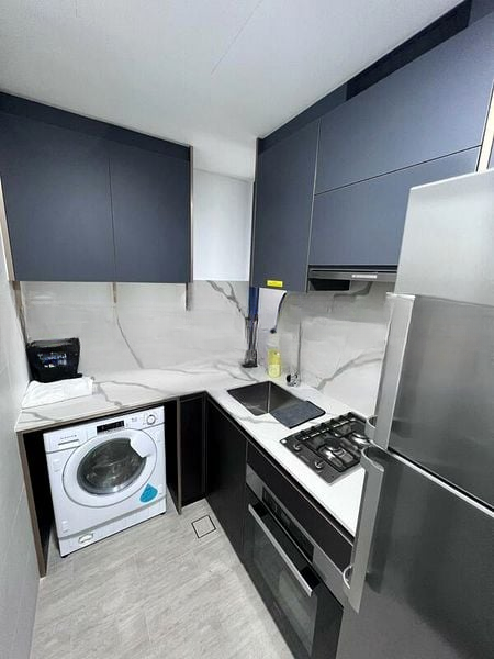 WILSHIRE RESIDENCES 13