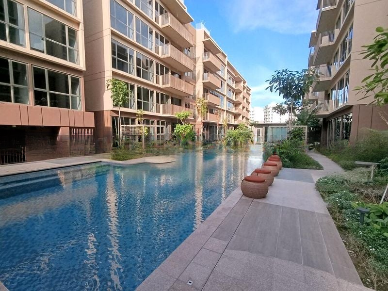 THE WATERGARDENS AT CANBERRA 13