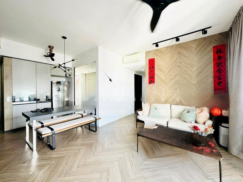 COCO PALMS 5