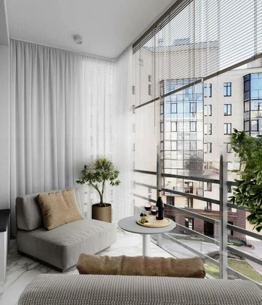 WILSHIRE RESIDENCES 7
