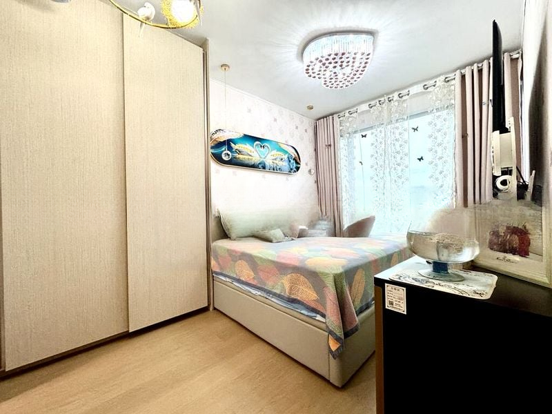 TREASURE AT TAMPINES 5