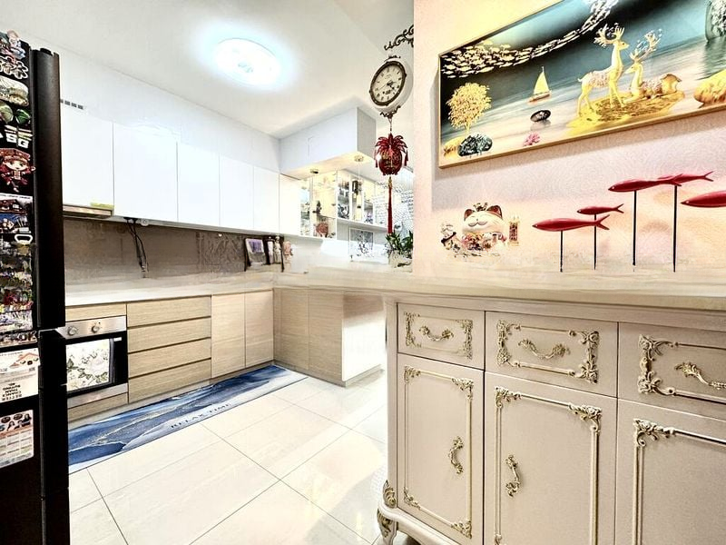 TREASURE AT TAMPINES 13