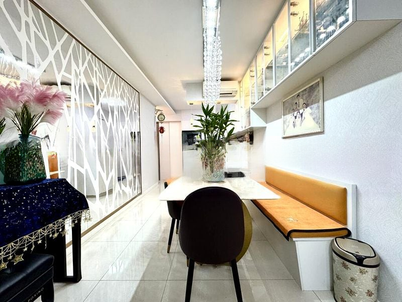 TREASURE AT TAMPINES 14