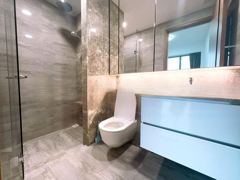 FOURTH AVENUE RESIDENCES 4