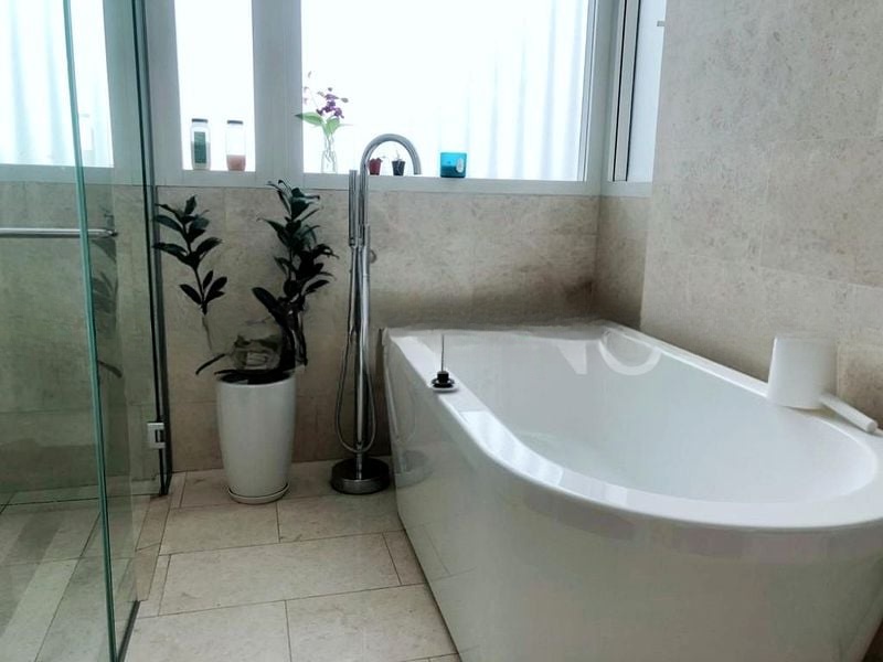 THE LINE @ TANJONG RHU 4