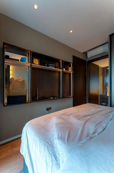 AVENUE SOUTH RESIDENCE 6