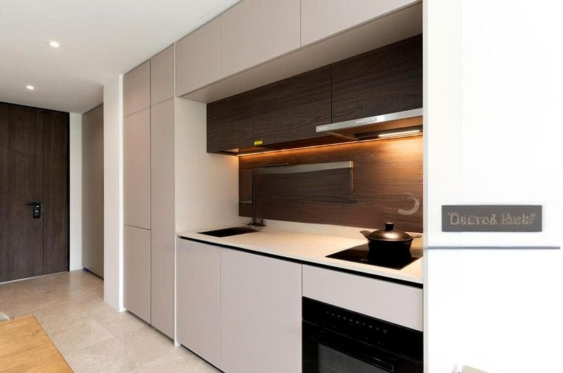 THE REEF AT KING'S DOCK 6