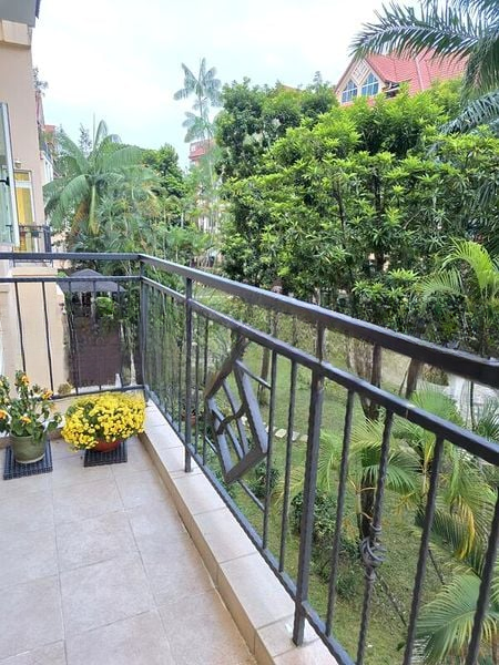 SELETAR SPRINGS CONDOMINIUM 11