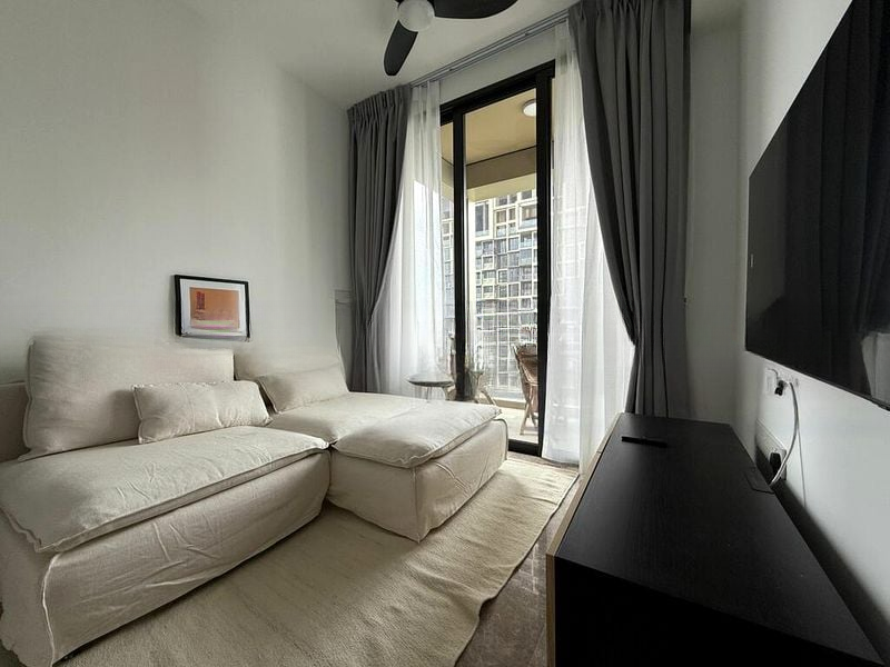 IRWELL HILL RESIDENCES 6