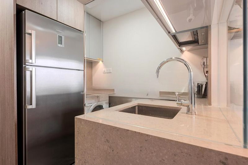 AVENUE SOUTH RESIDENCE 5