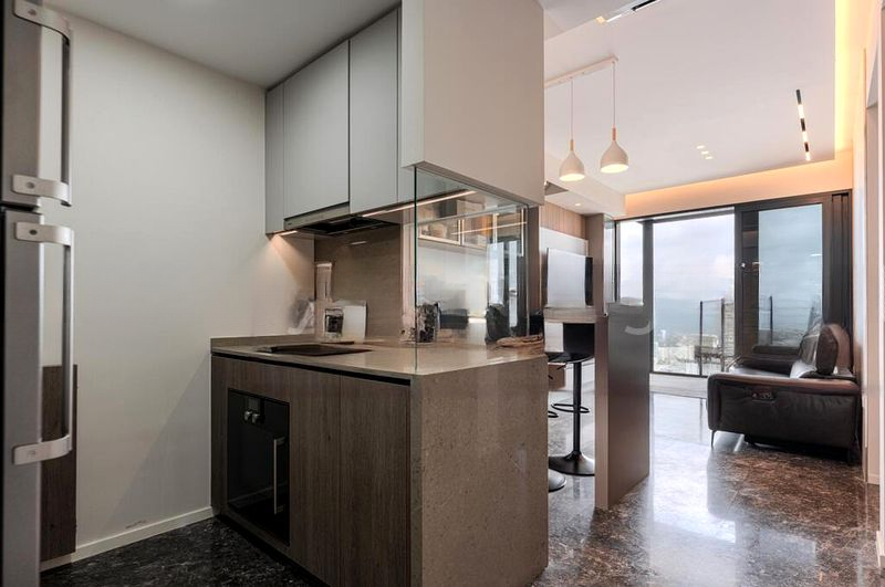 AVENUE SOUTH RESIDENCE 7