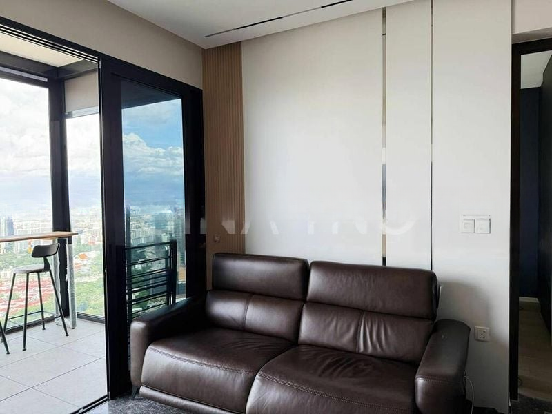 AVENUE SOUTH RESIDENCE 7