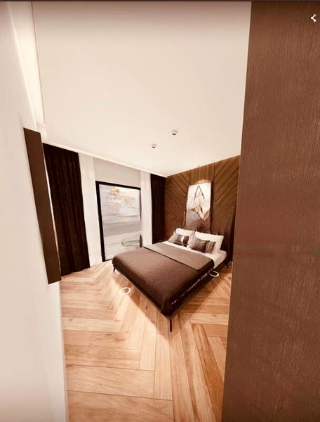 RIS GRANDEUR 10