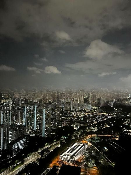 AVENUE SOUTH RESIDENCE 8