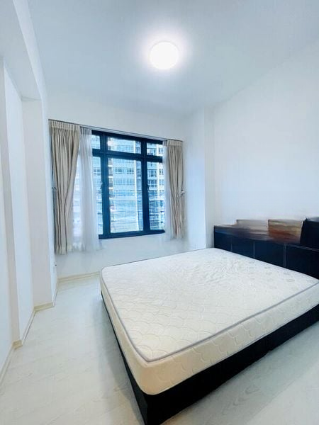 CITY SQUARE RESIDENCES 6