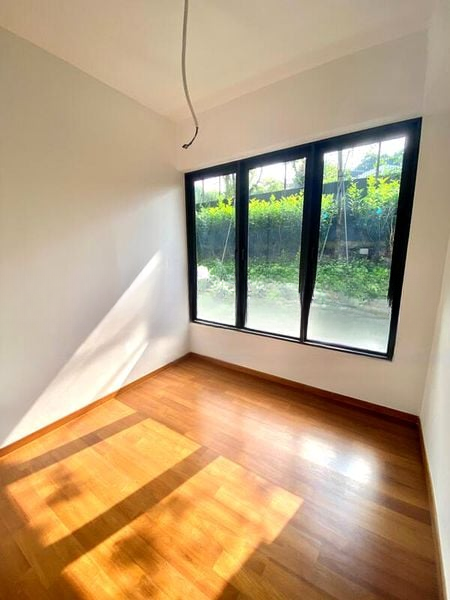 FOURTH AVENUE RESIDENCES 6