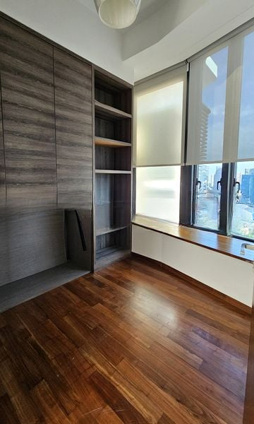 THE SCOTTS TOWER 11