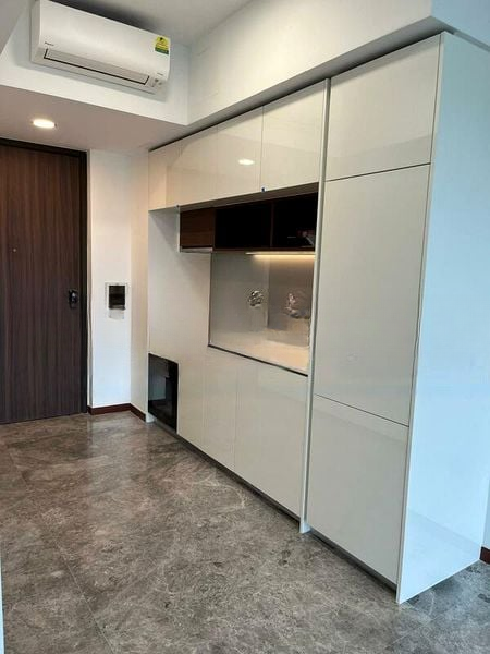 FOURTH AVENUE RESIDENCES 6