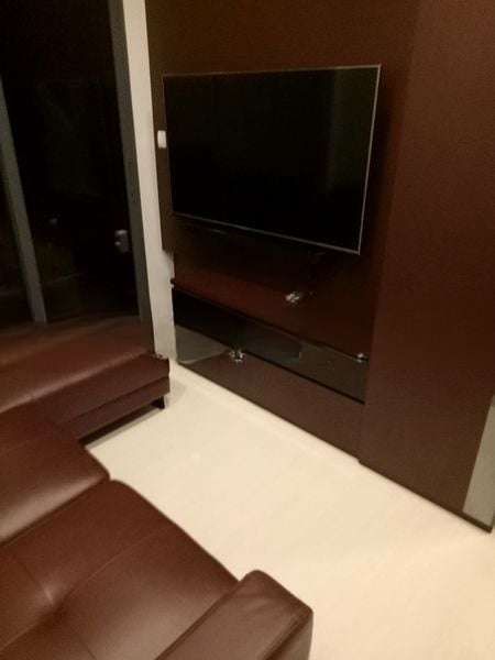 THE CENTREN 12