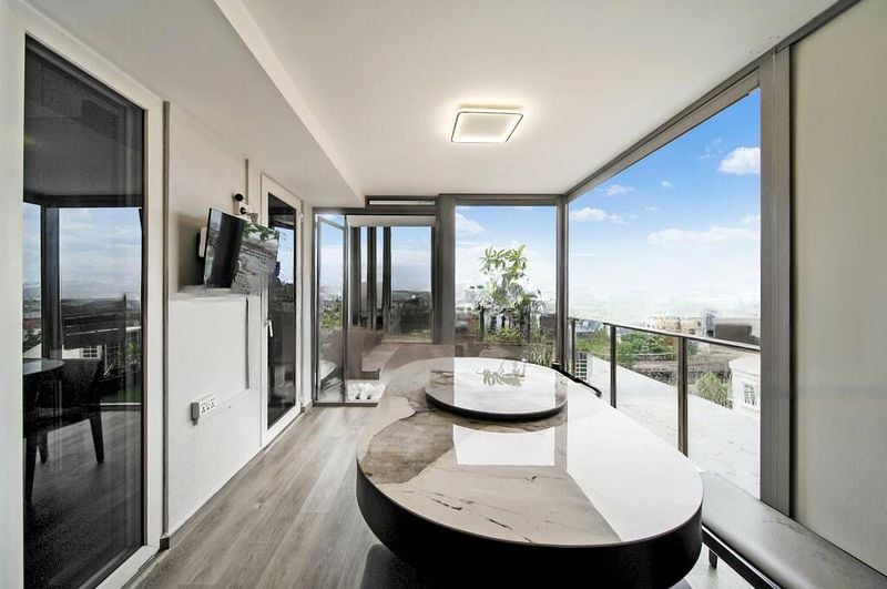 PALMERA EAST 9