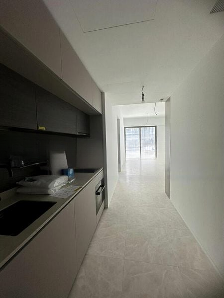 THE REEF AT KING'S DOCK 2