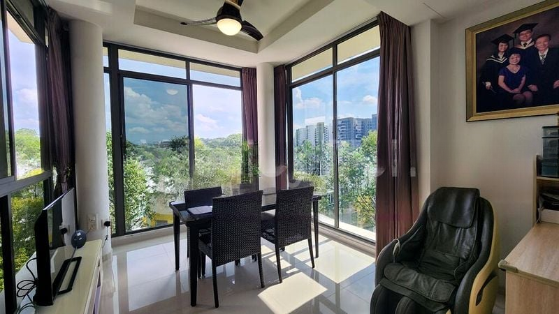 THE MILTONIA RESIDENCES 6