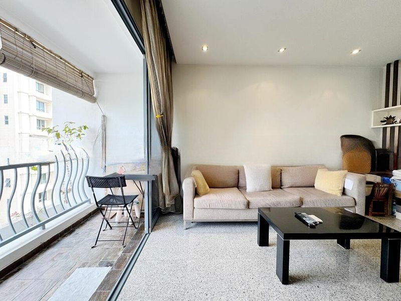 AQUARIUS BY THE PARK 11