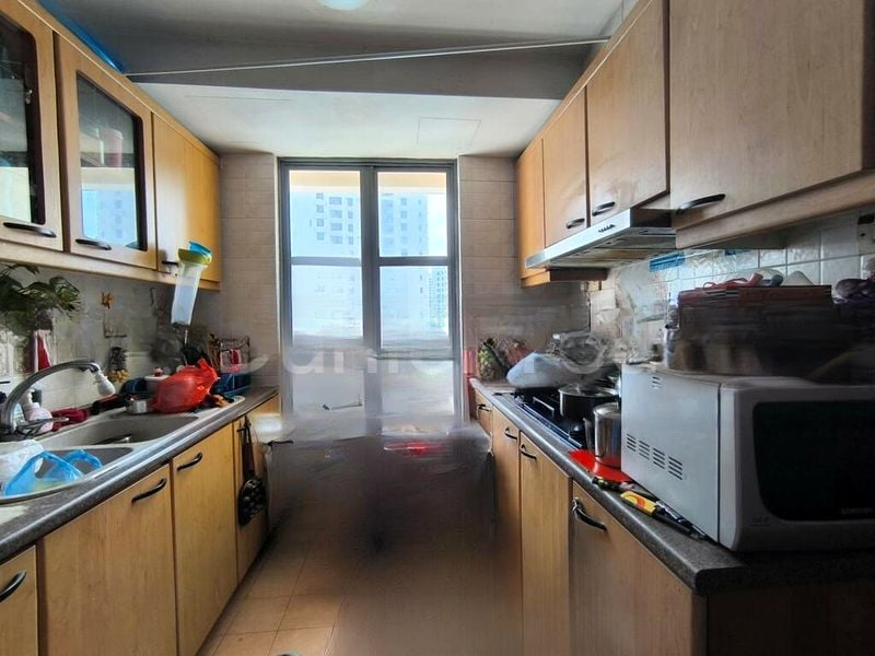 AQUARIUS BY THE PARK 5