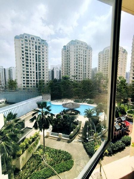 AQUARIUS BY THE PARK 3