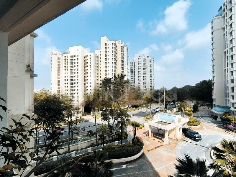 AQUARIUS BY THE PARK 2