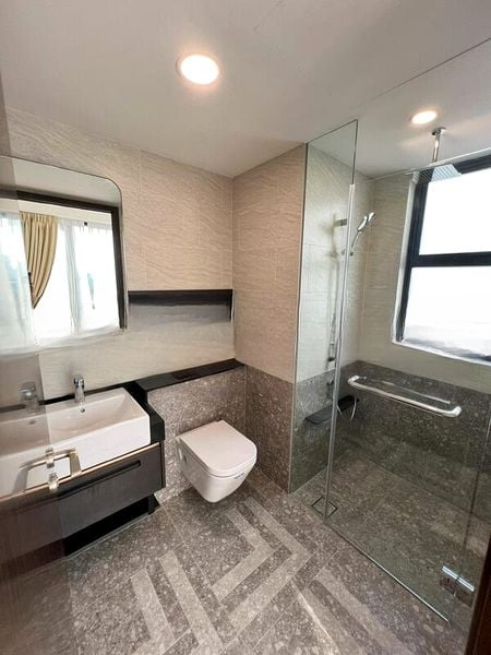 ARENA RESIDENCES 12