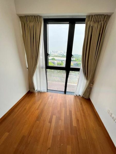 ARENA RESIDENCES 15