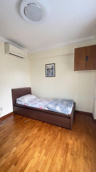 AQUARIUS BY THE PARK 5