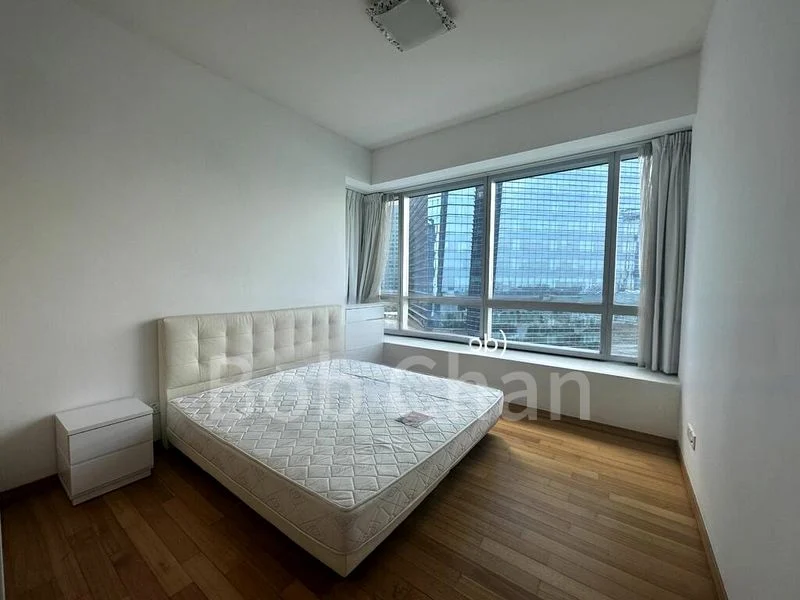 MARINA BAY RESIDENCES 7