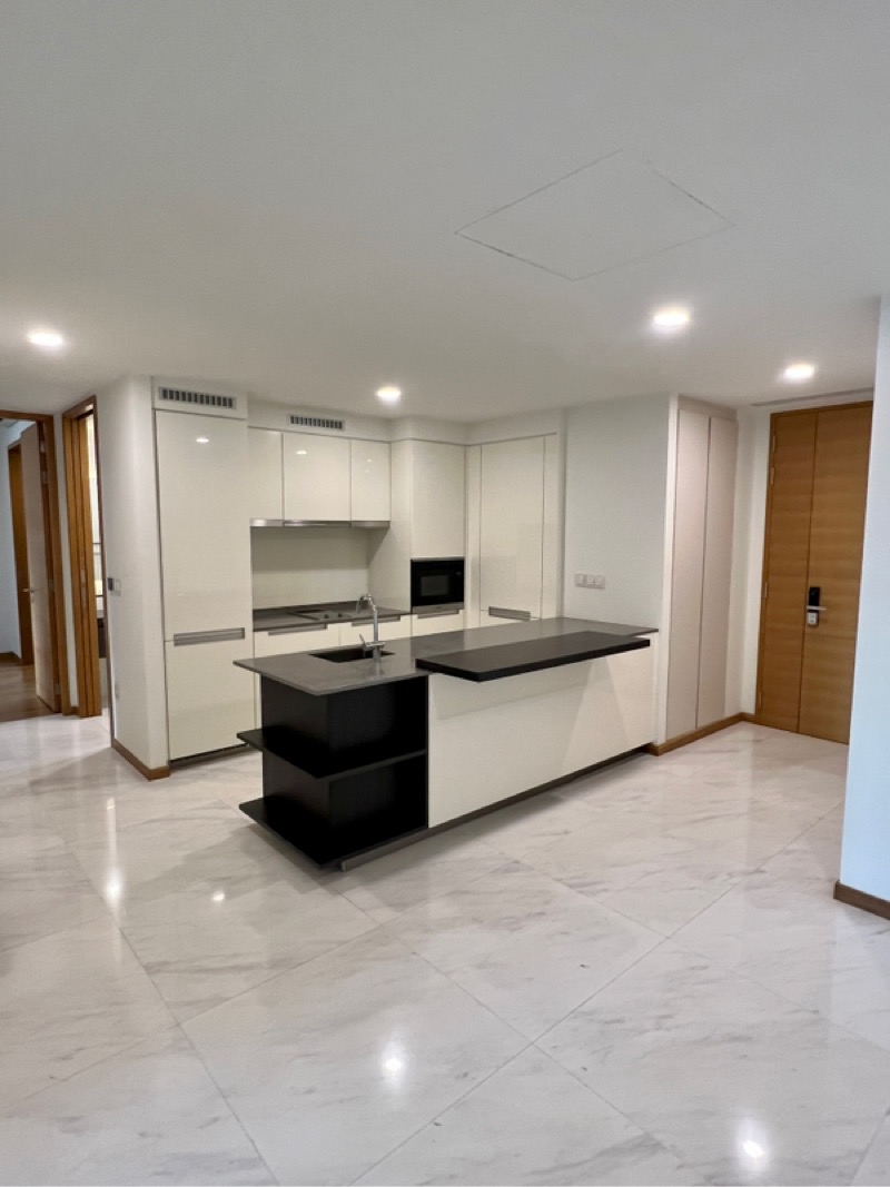 MARINA ONE RESIDENCES 12