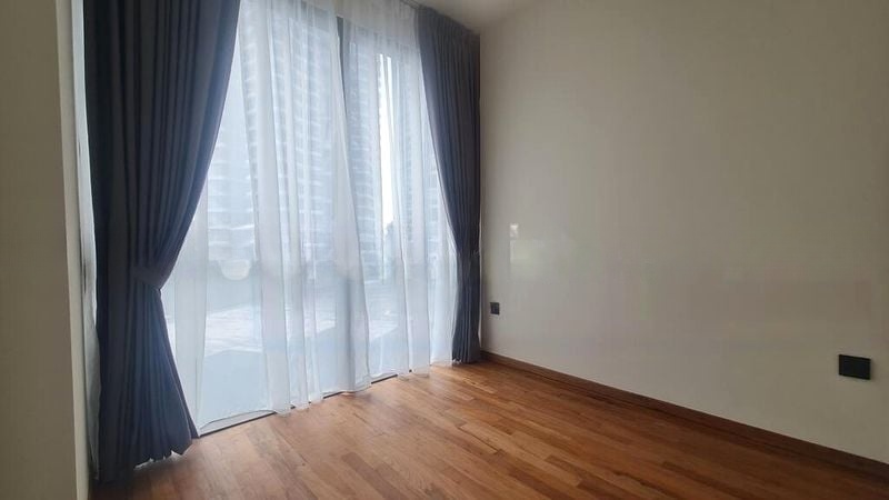 COASTLINE RESIDENCES 6