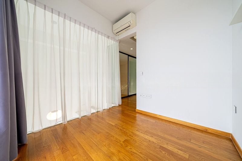 SPOTTISWOODE SUITES 9