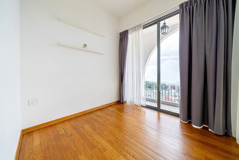 SPOTTISWOODE SUITES 8