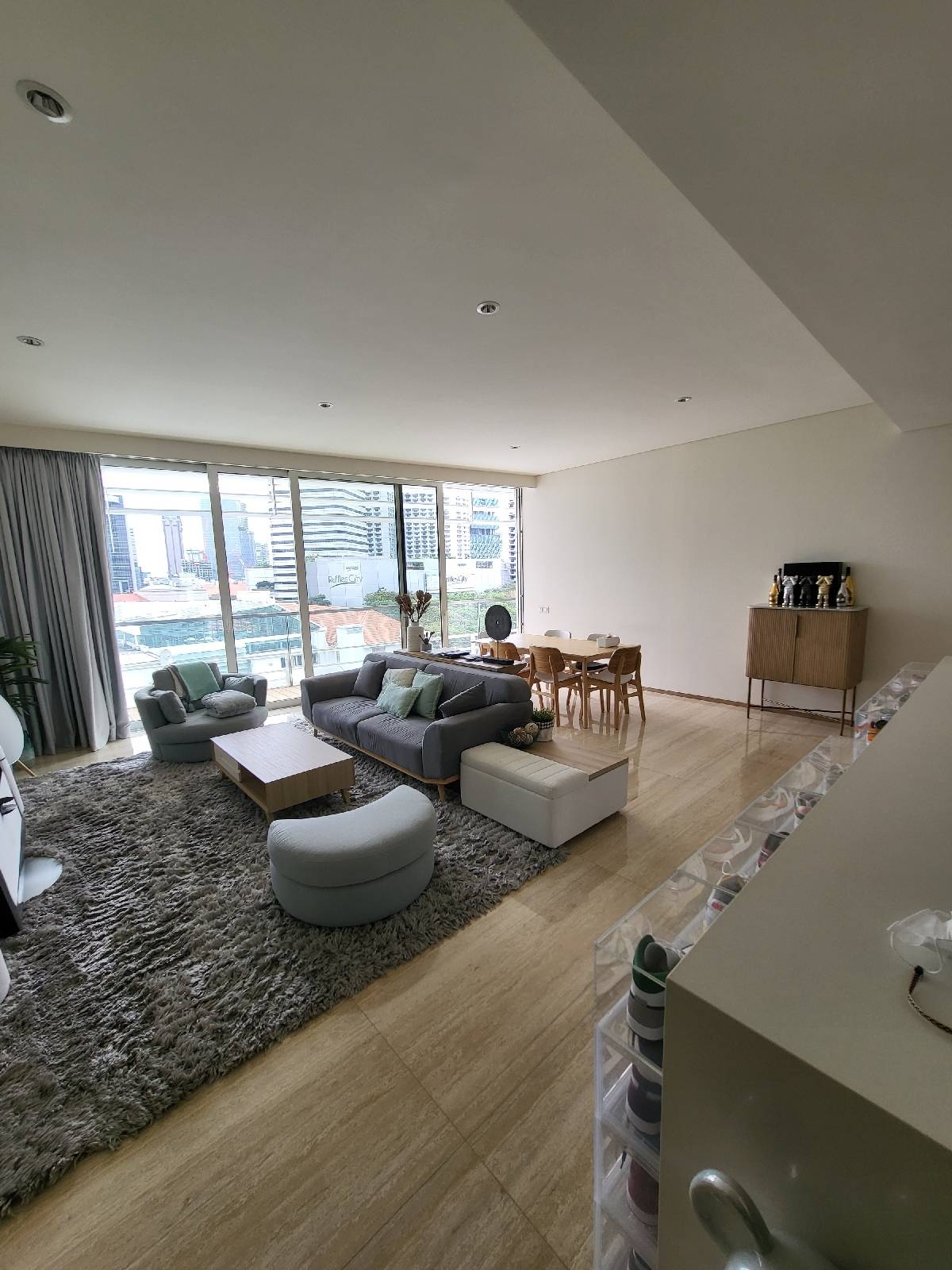 EDEN RESIDENCES CAPITOL 13