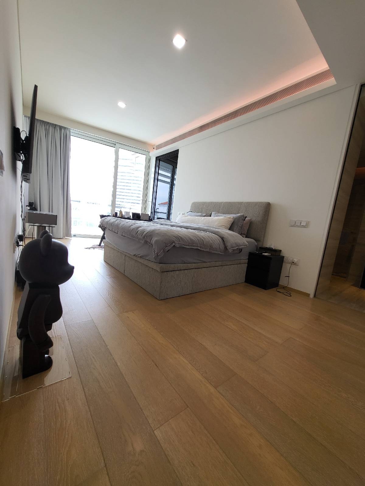 EDEN RESIDENCES CAPITOL 16