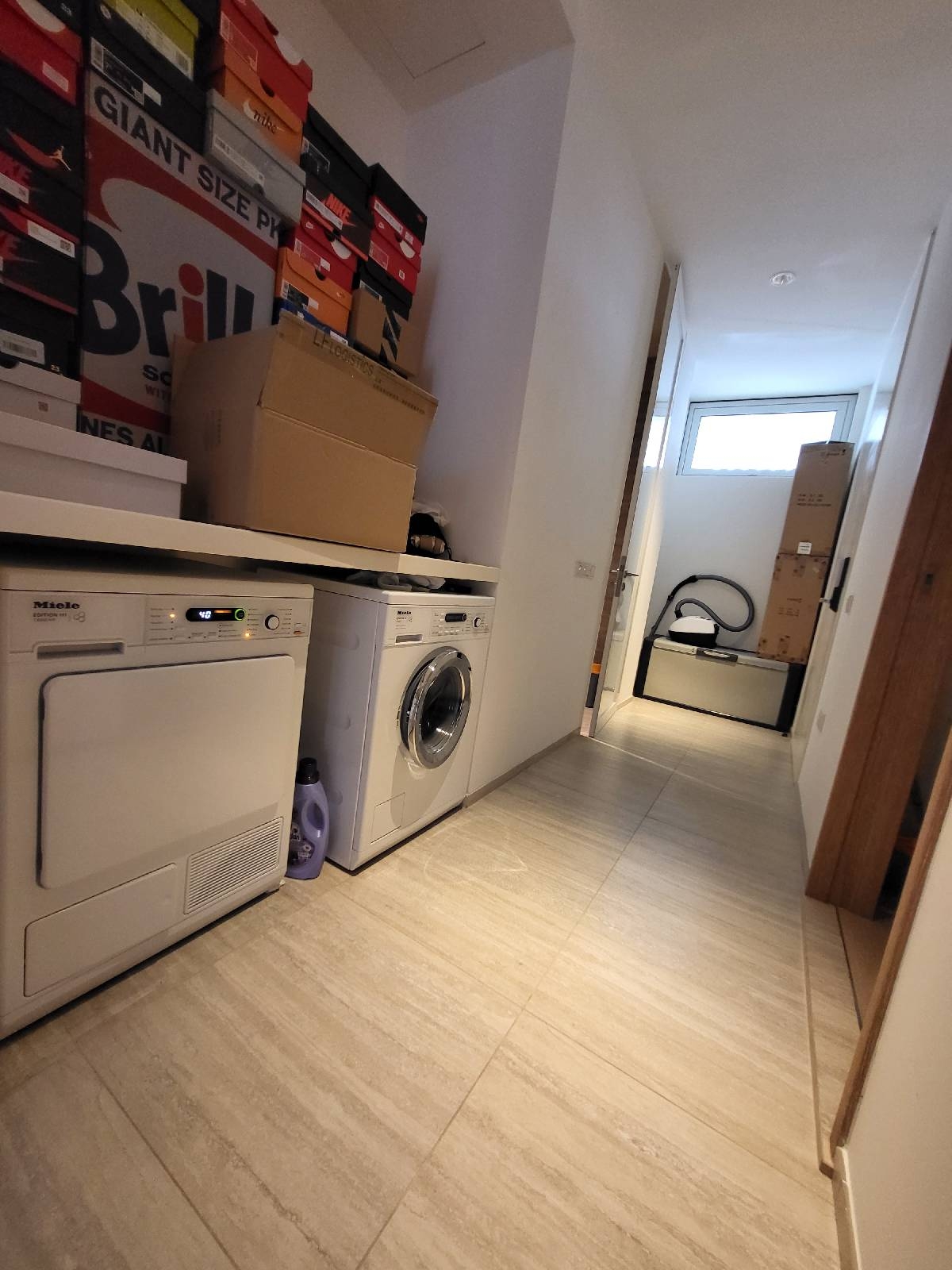 EDEN RESIDENCES CAPITOL 17