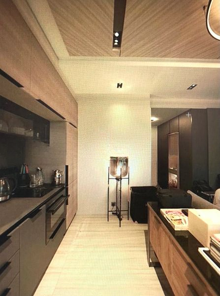 ILLUMINAIRE ON DEVONSHIRE 5