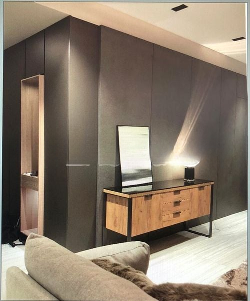 ILLUMINAIRE ON DEVONSHIRE 6