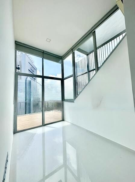 DEVONSHIRE RESIDENCES 8